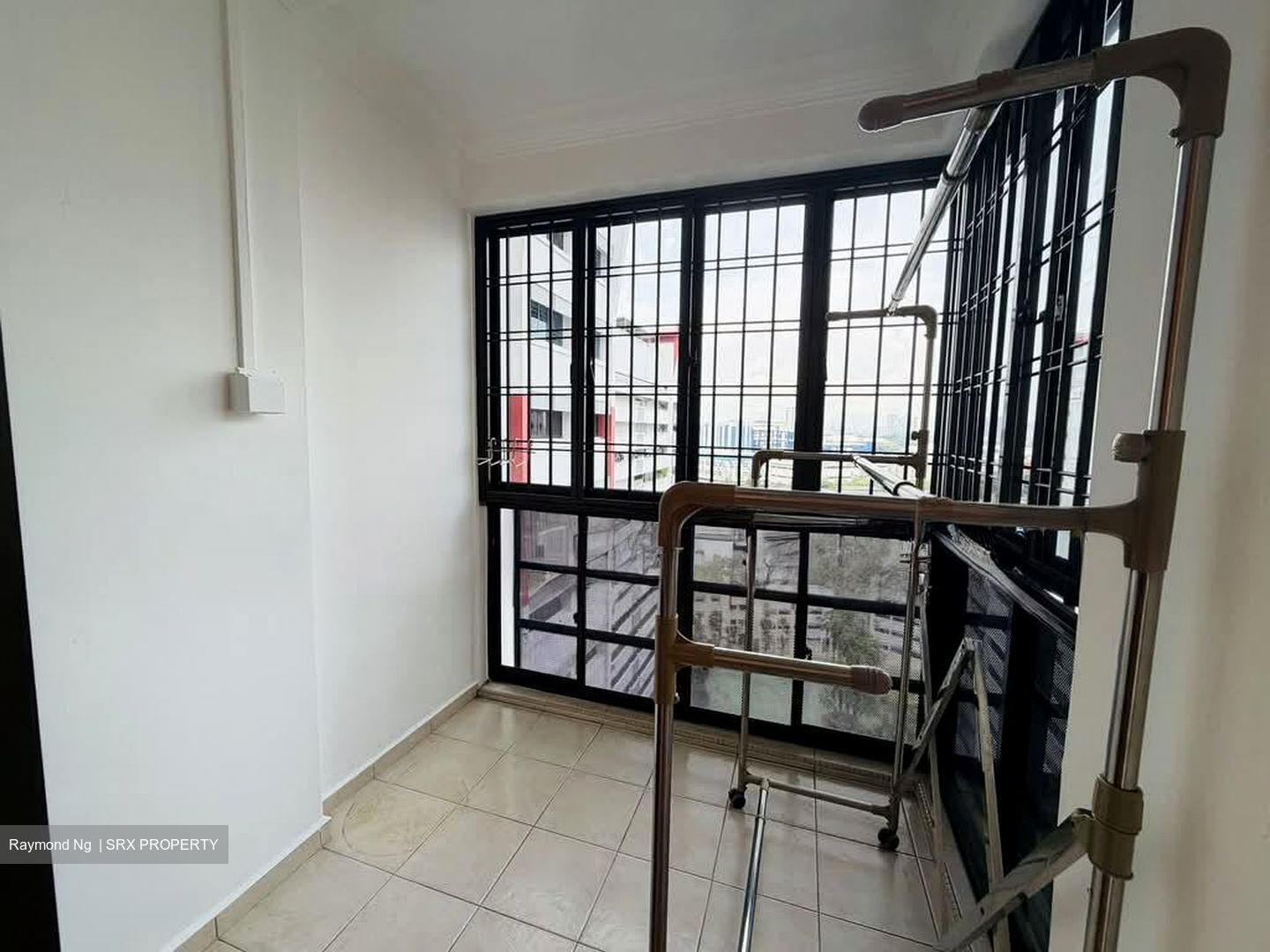 Blk 281 Toh Guan View (Jurong East), HDB 5 Rooms #549159541